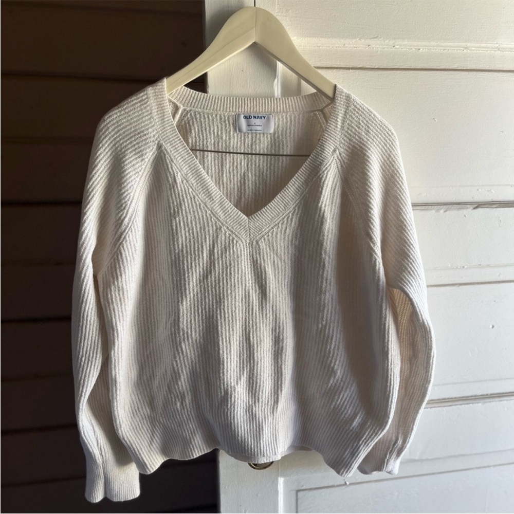 Old Navy Women's White Sweater